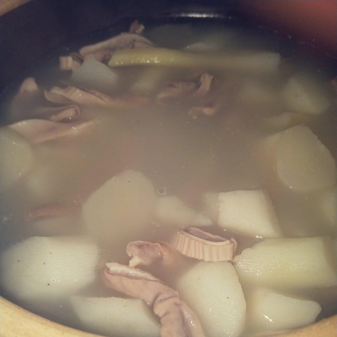 养胃山药猪肚汤、猪肚鸡汤（含猪肚清洗方法）