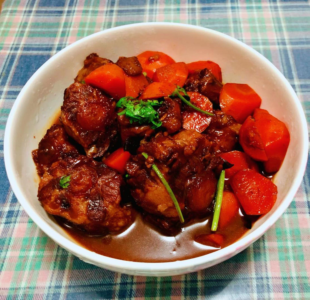 红烧牛尾（简单易上手好吃到炸！！）