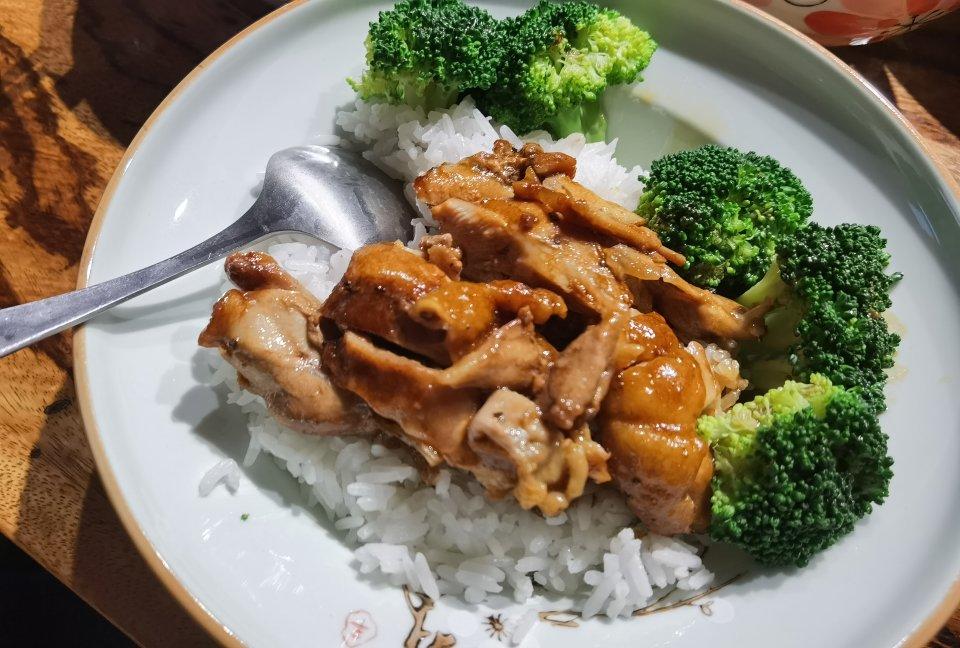 照烧鸡腿饭