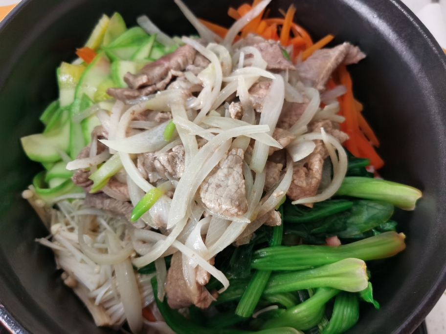 #珐琅锅食谱#韩式牛肉拌饭（同石锅拌饭，超详细步骤）的做法 步骤7