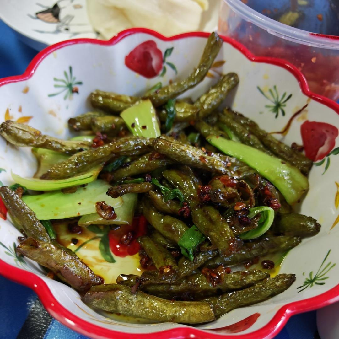 超好吃的干煸豆角