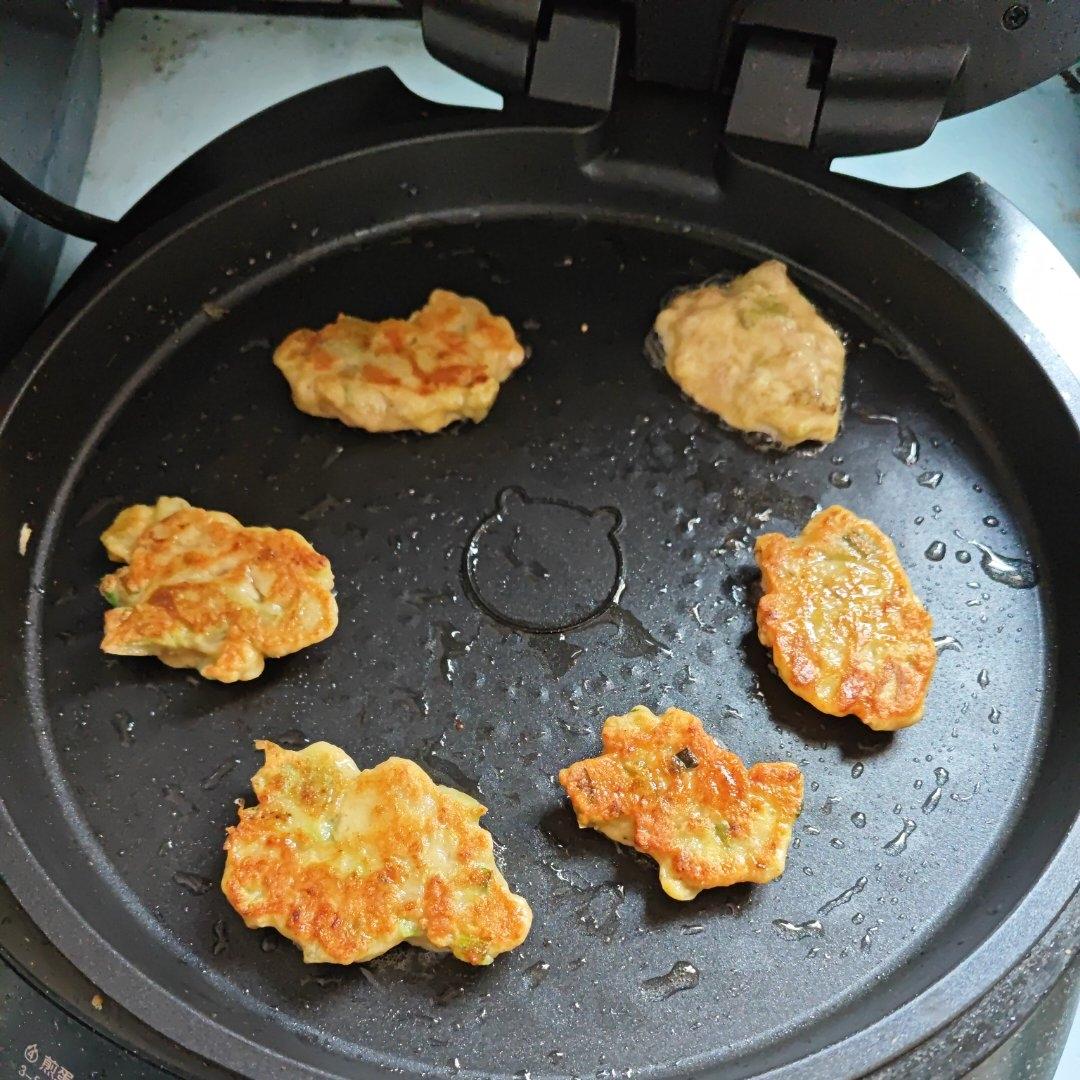 一个茄子  一个鸡蛋  这么做鲜嫩多汁  美味茄子饼   附细节视频