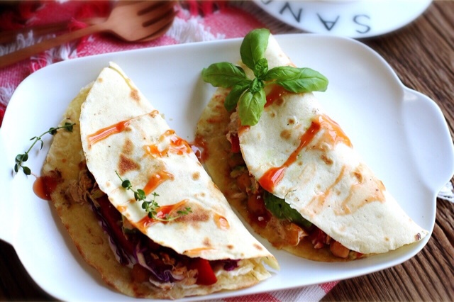 思佳佳做的奶酪鸡肉墨西哥卷饼birdandbriequesadillas无油