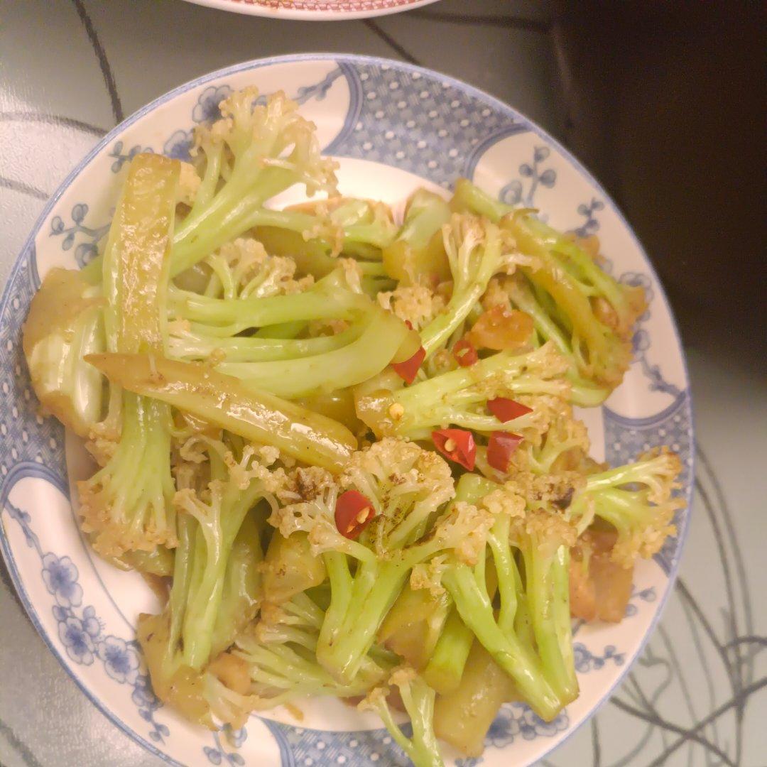 干锅花菜炒腊肉♨️超下饭