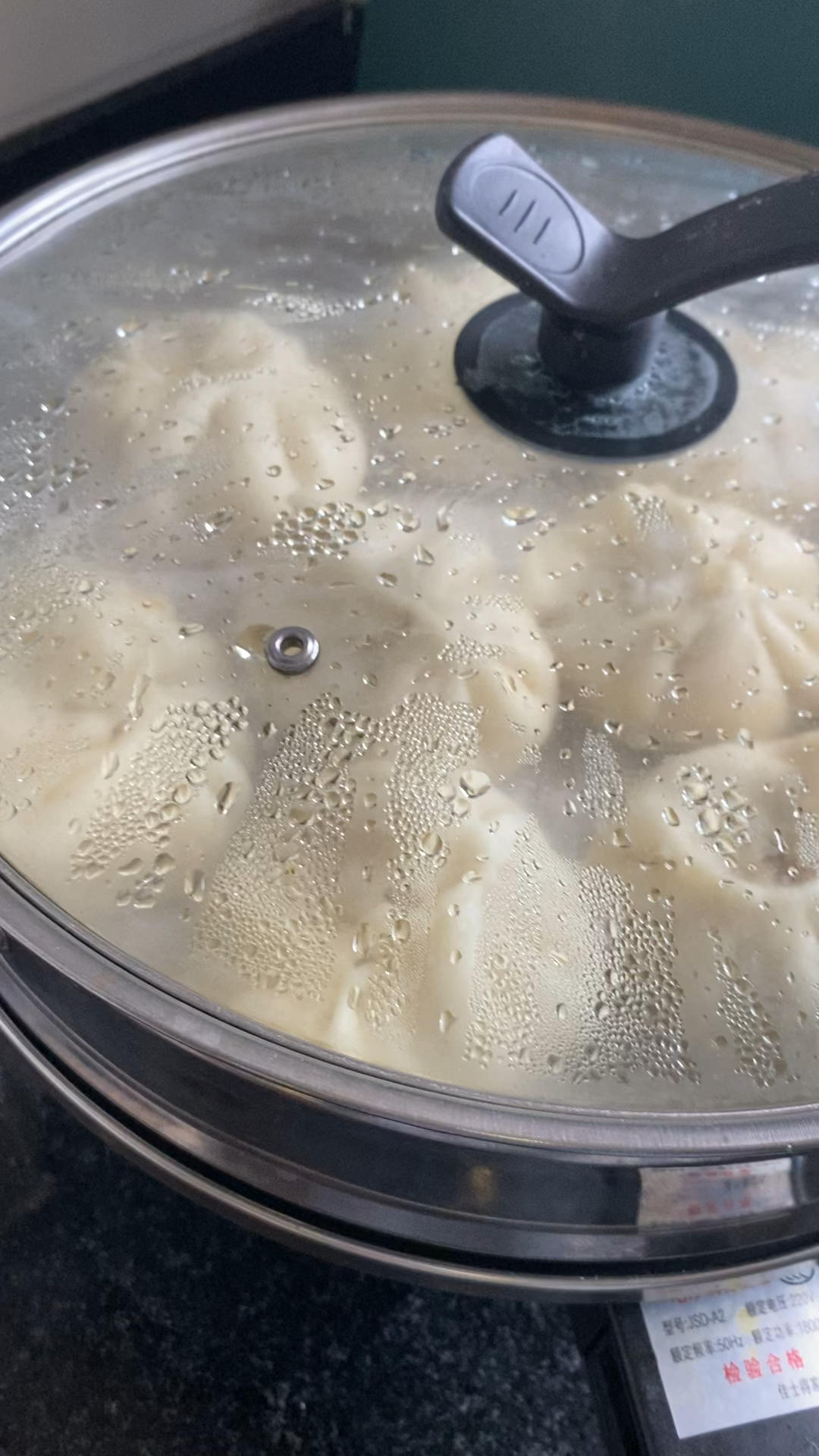 胡萝卜木耳鸡蛋素包子