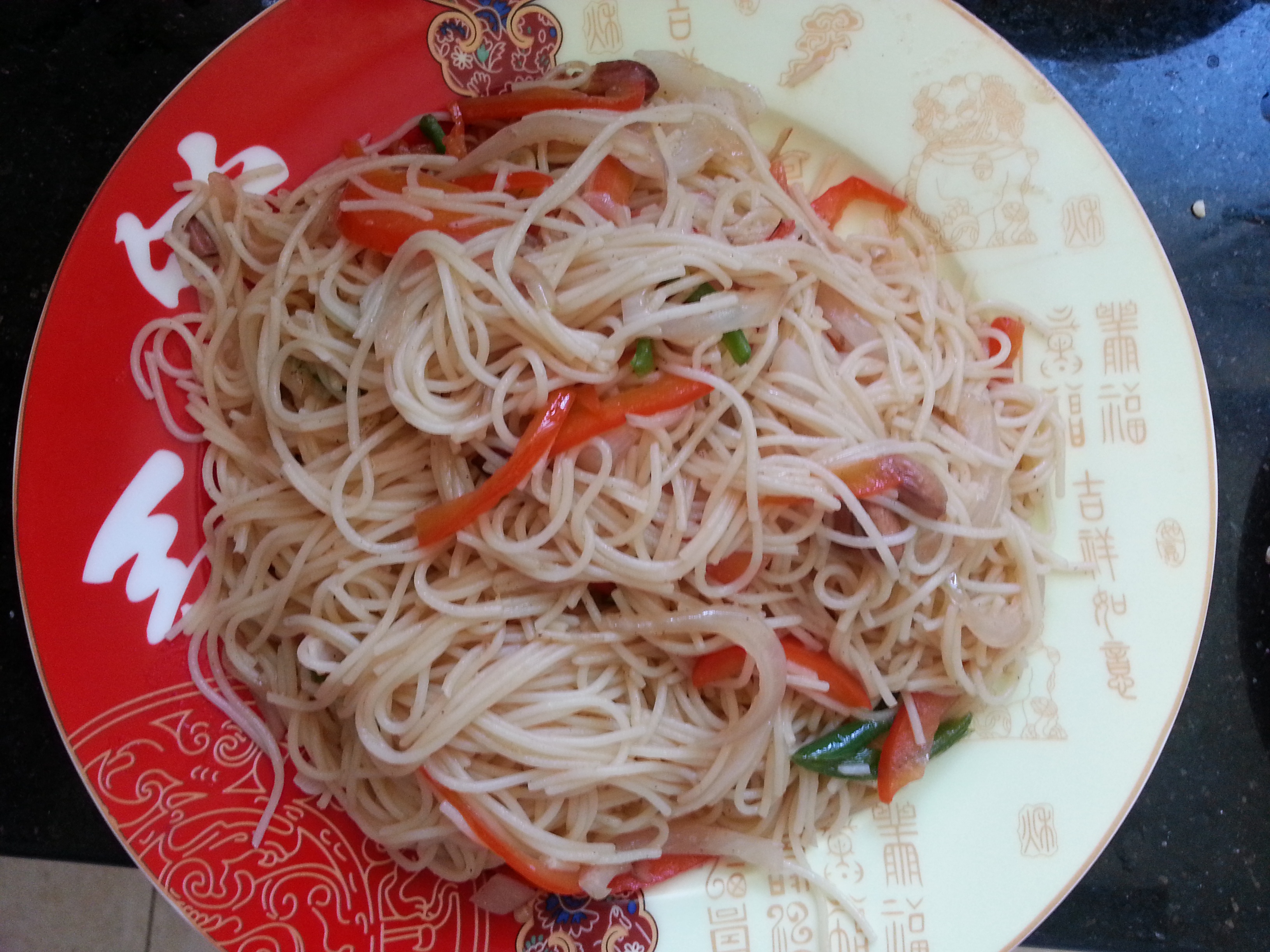 中式彩椒意面（Chinese Fried Spaghetti with Bell Peppers)