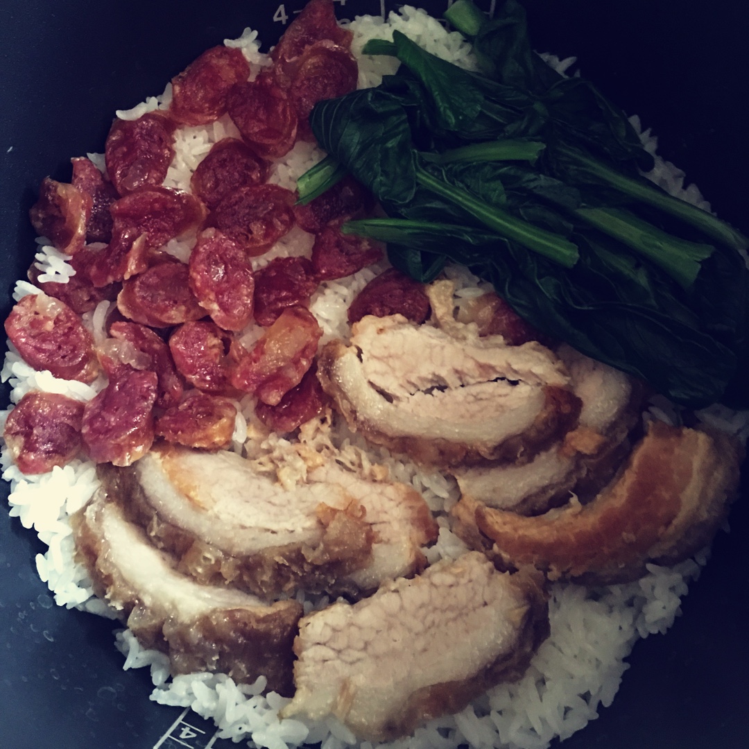【电饭煲腊肠煲仔饭】