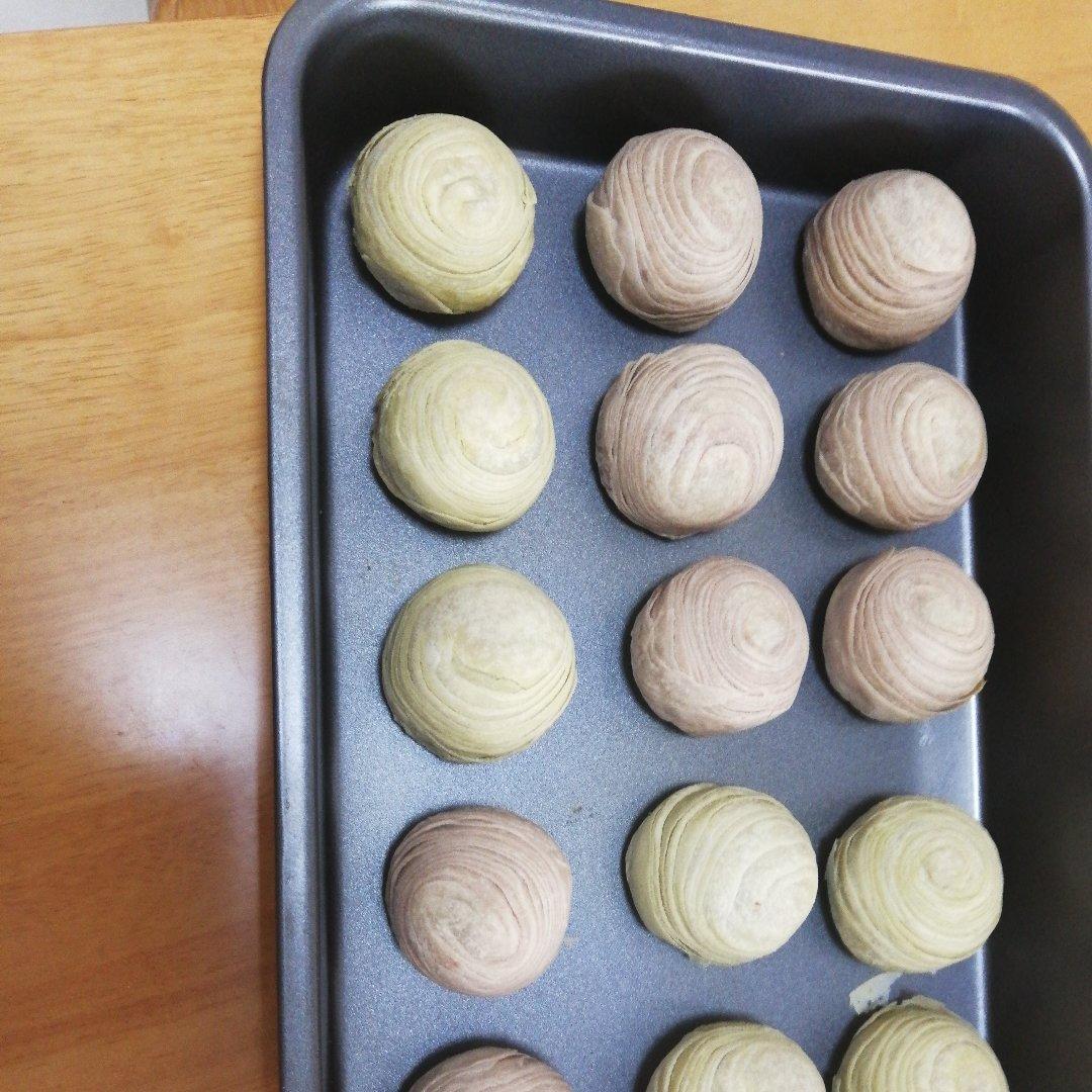 蛋黄酥~紫薯、抹茶、原味~花好月圆，中秋快乐~内附一次做六色蛋黄酥方法~