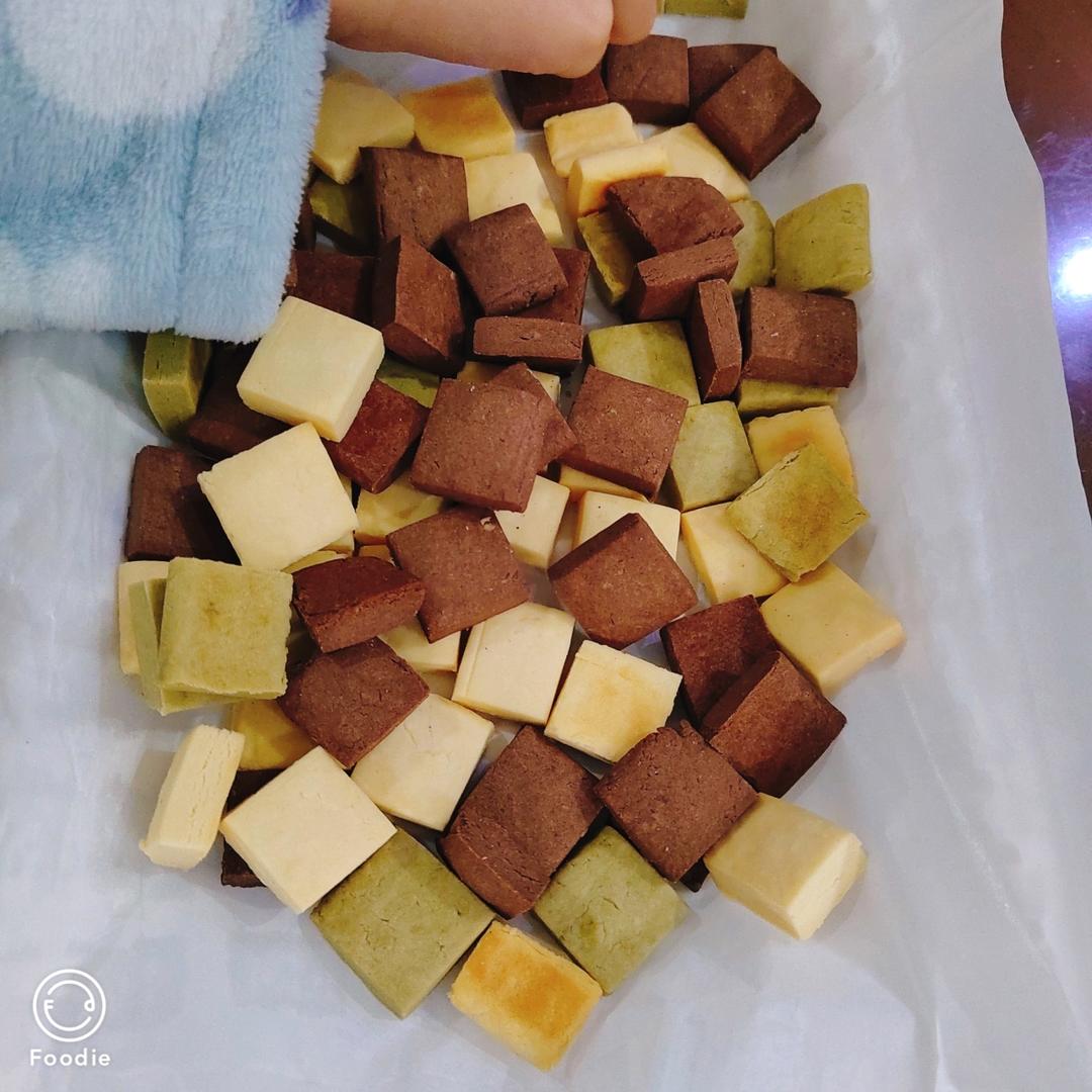 三色炼乳小方