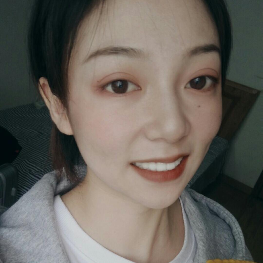 李慕唯西