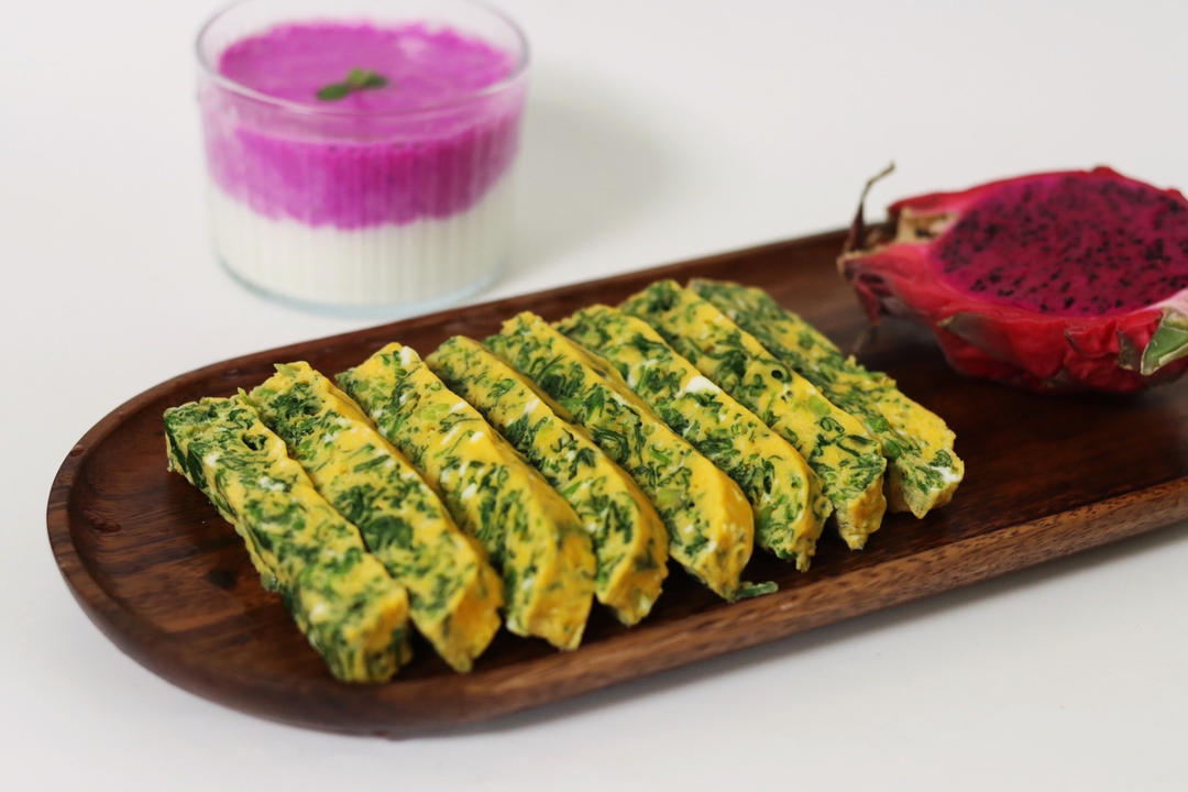 蘸汁菠菜鸡蛋糕——春季养生多吃菠菜