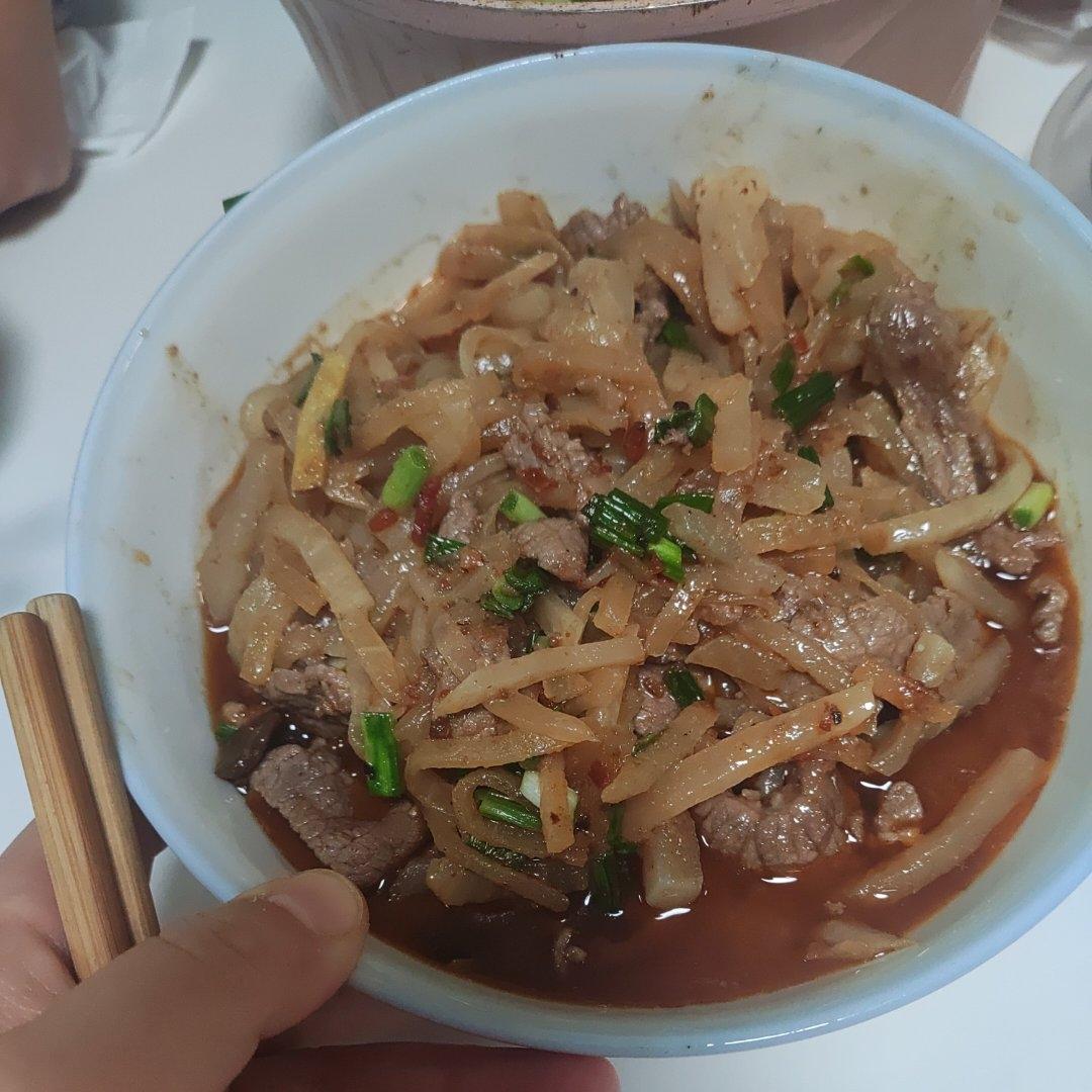 白萝卜丝炒牛肉