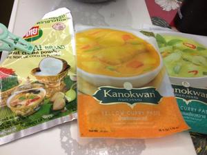 泰式青咖喱鸡肉烩时蔬的做法 步骤4