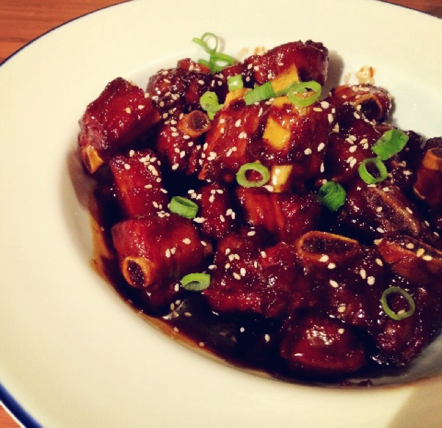 红烧排骨