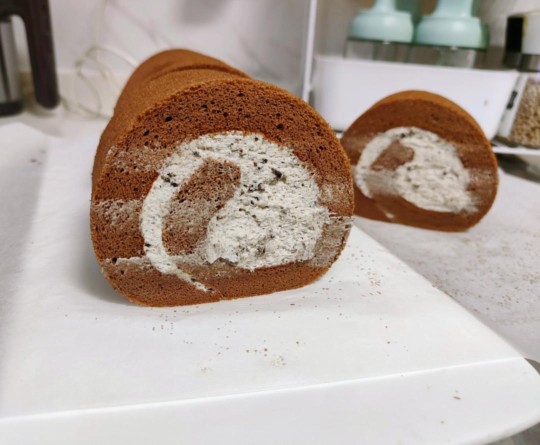 奥利奥咸奶油可可蛋糕卷