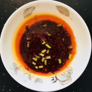 黄瓜木耳西红柿鸡肉牛肉水饺的做法 步骤5