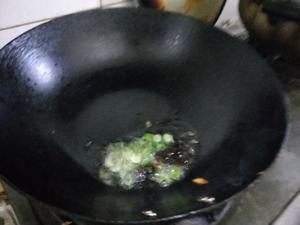 妈妈的味道备忘录：家常蚝油蒜苔的多种搭配的做法 步骤3
