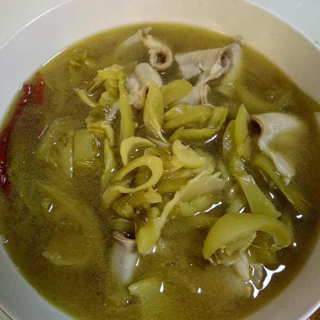 千夏_akh5做的猪小肠酸菜煲