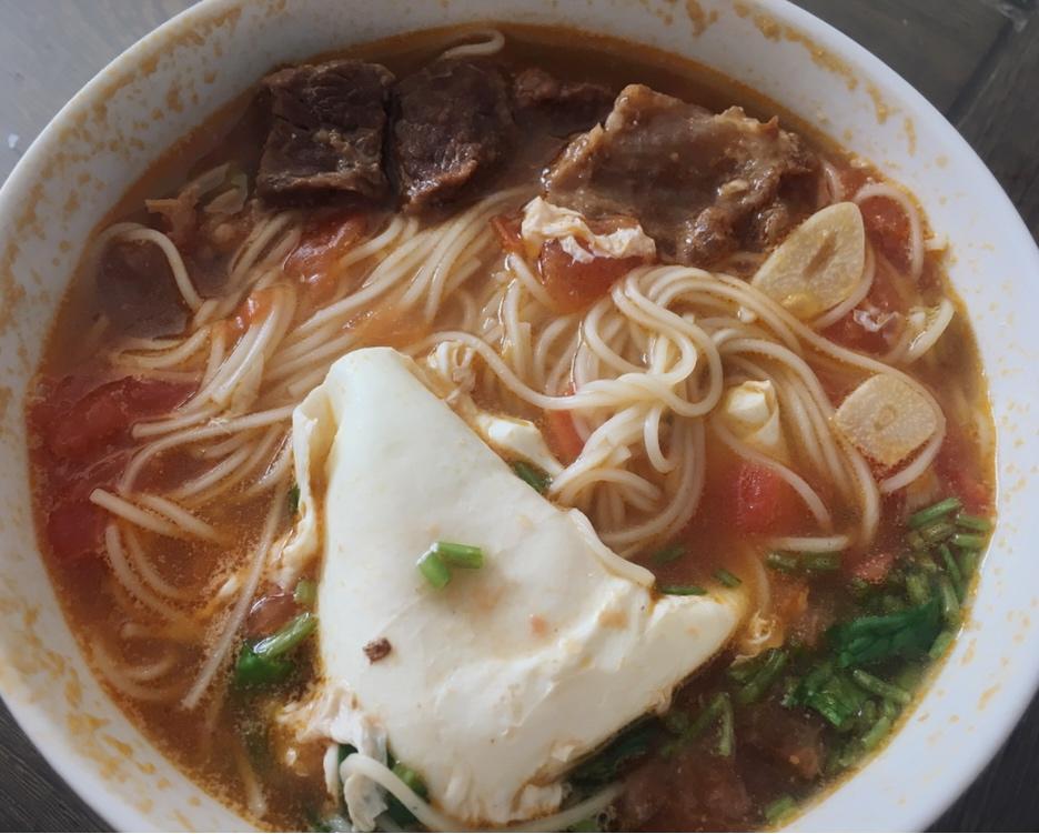 番茄牛肉面