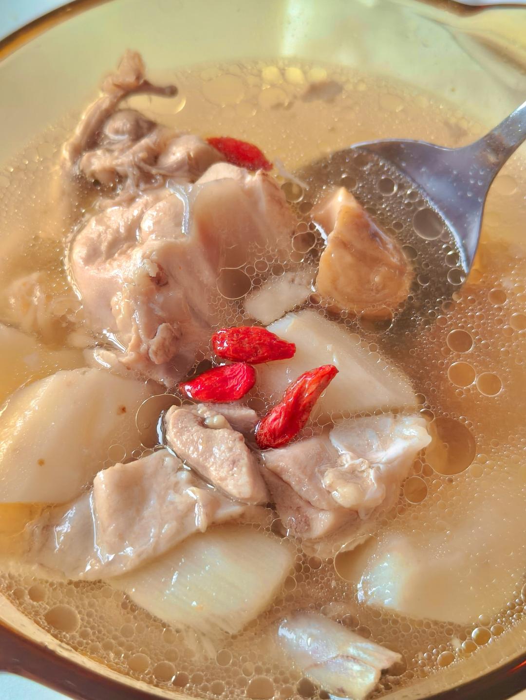 板栗老鸡汤