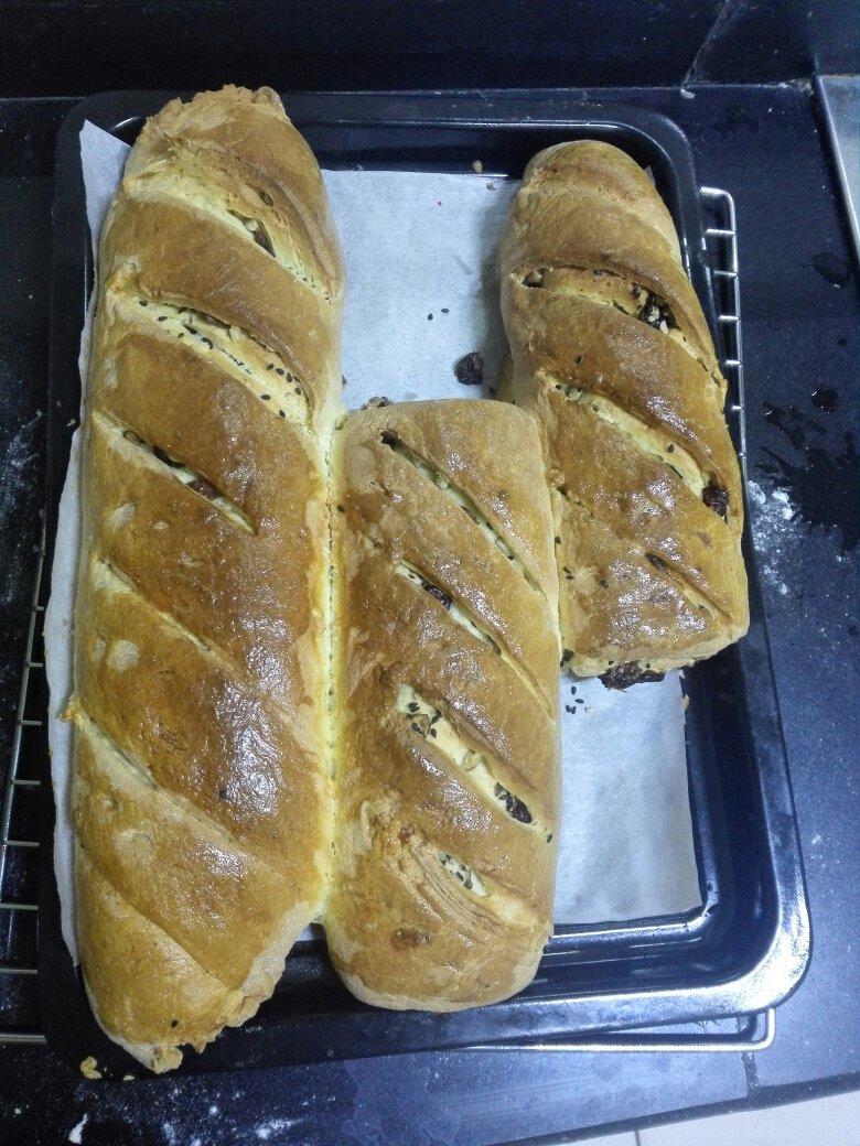 果仁法式乡村面包