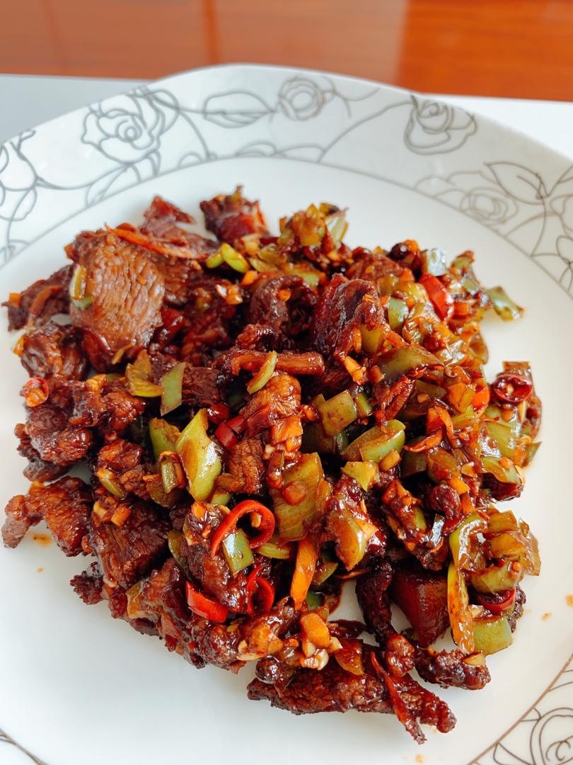 小炒牛肉