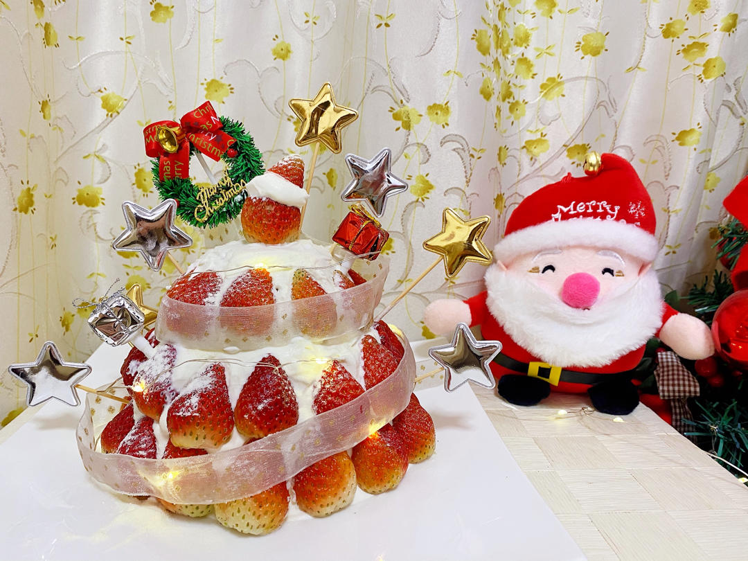 圣诞蛋糕-草莓圣诞树