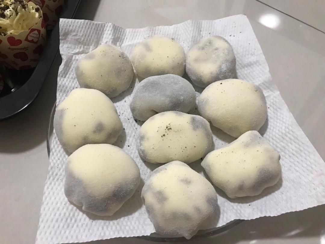 腹黑白胖子——奥利奥雪媚娘