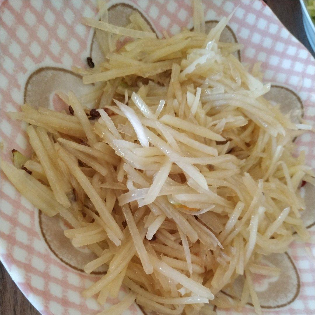 炝拌土豆丝