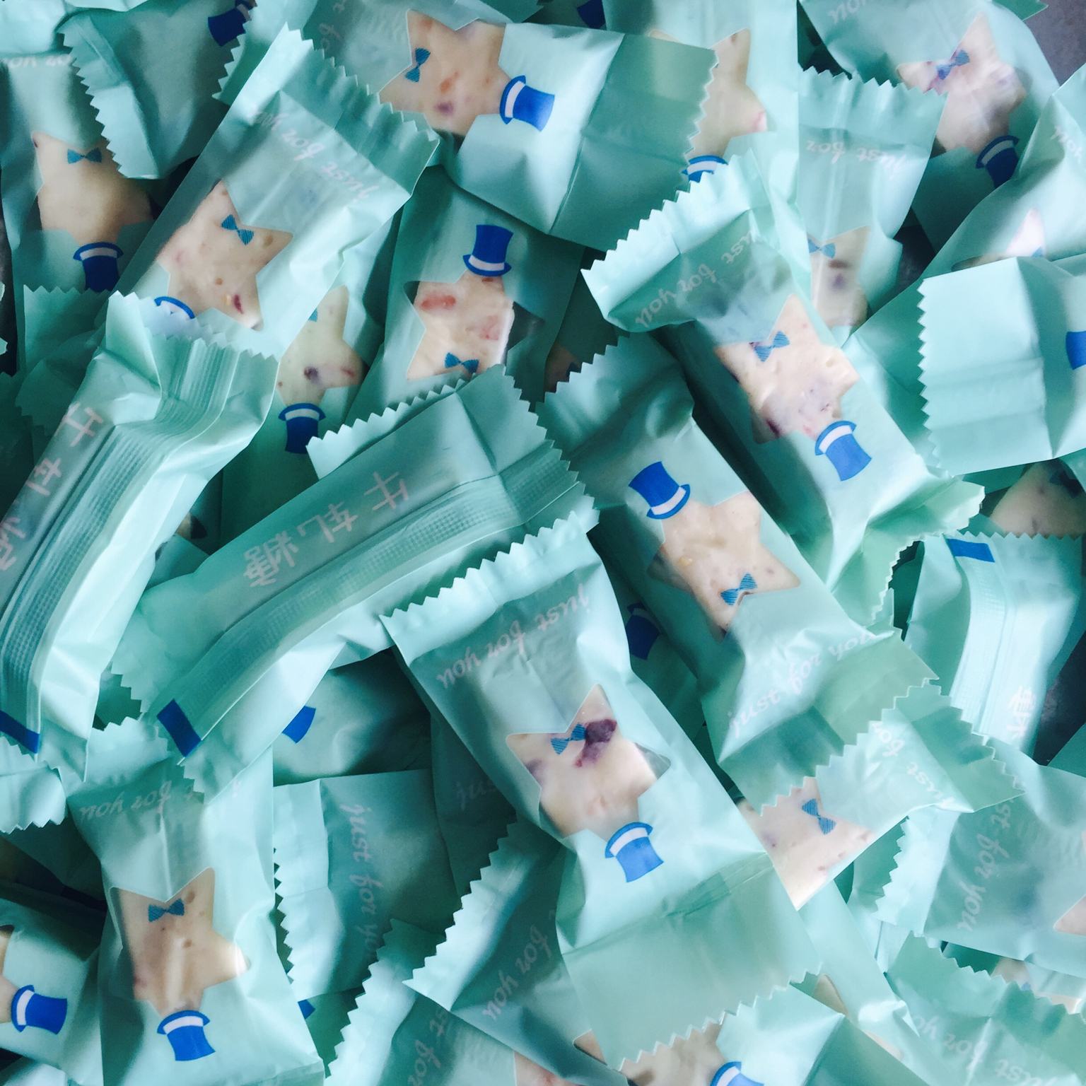 超详细TIPS—自制超美味牛轧糖（熬糖版），秒杀棉花糖版