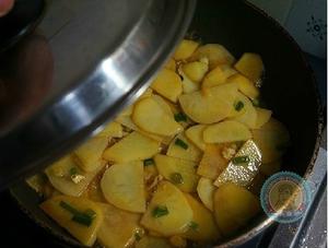 青椒土豆片（一夫食堂版）的做法 步骤3