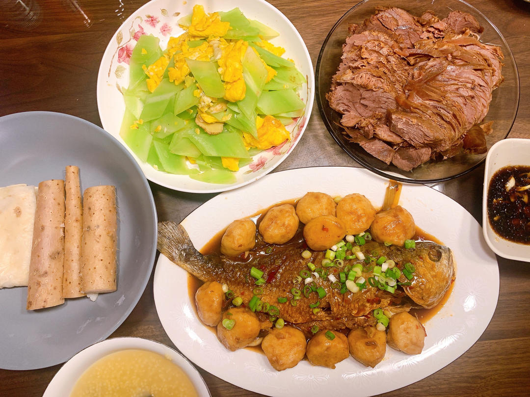 晚餐•2023年2月9日