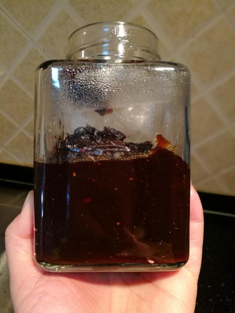 黑糖红枣枸杞姜母茶酱