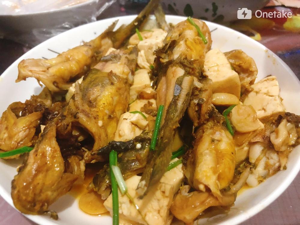 黄骨鱼炖豆腐