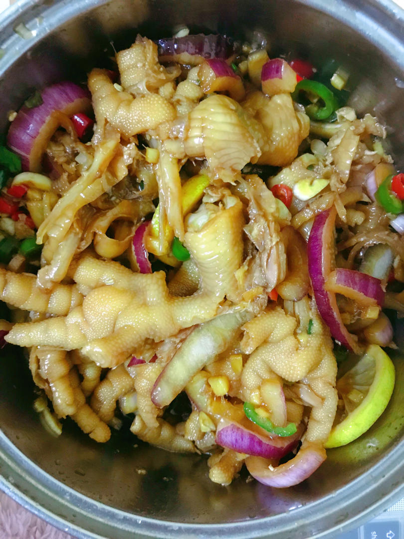 【柠檬酸辣鸡爪】自制超级无敌美味的网红鸡爪