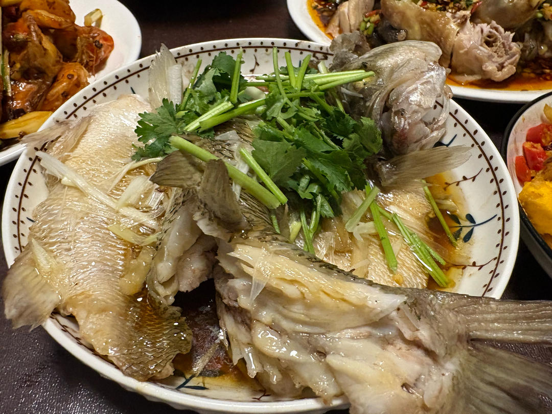 10分钟做 清蒸鲈鱼 （附切鱼图解）