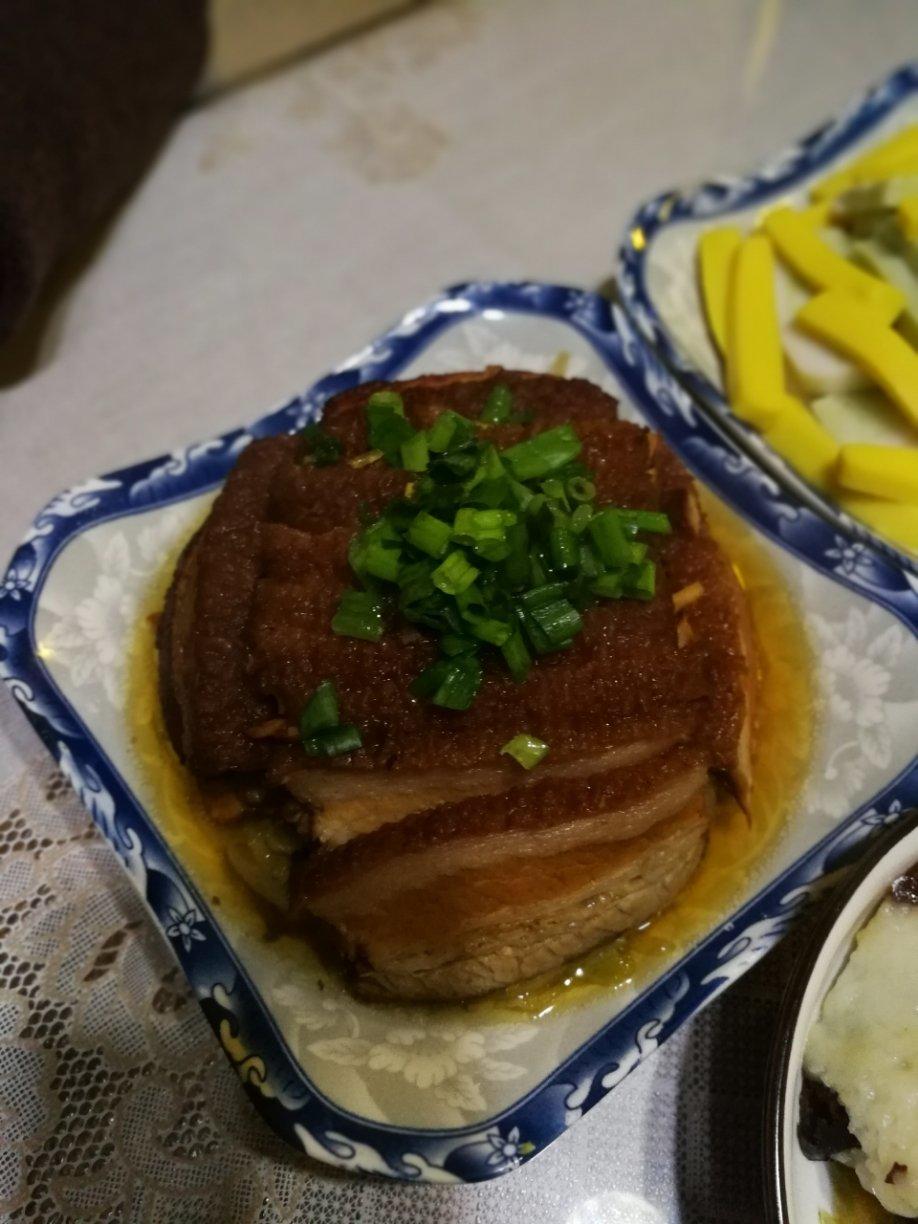 酸菜扣肉
