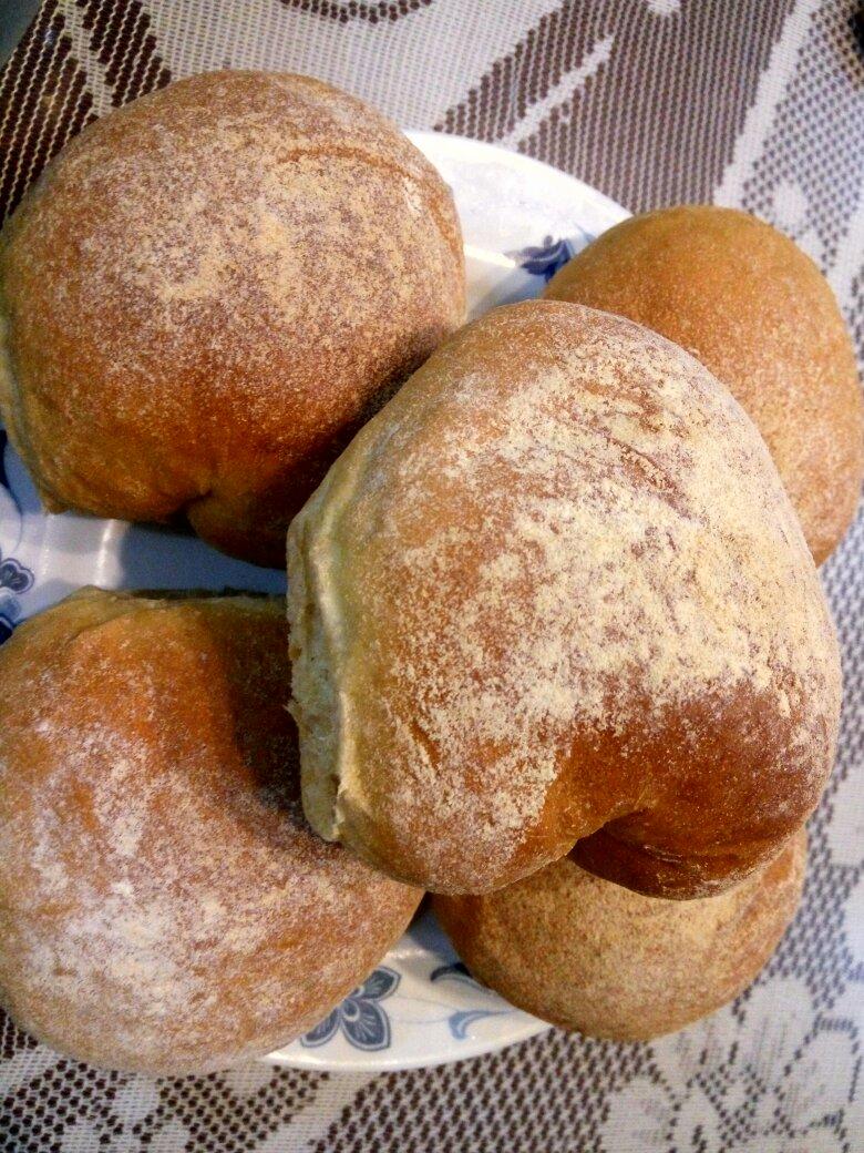 月牙泉1做的黄豆粉面包