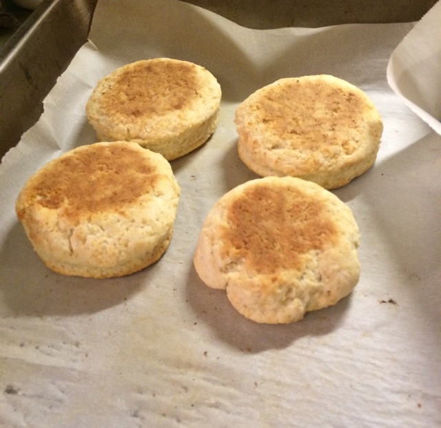 极简奶油松饼/Cream Biscuits（scones）