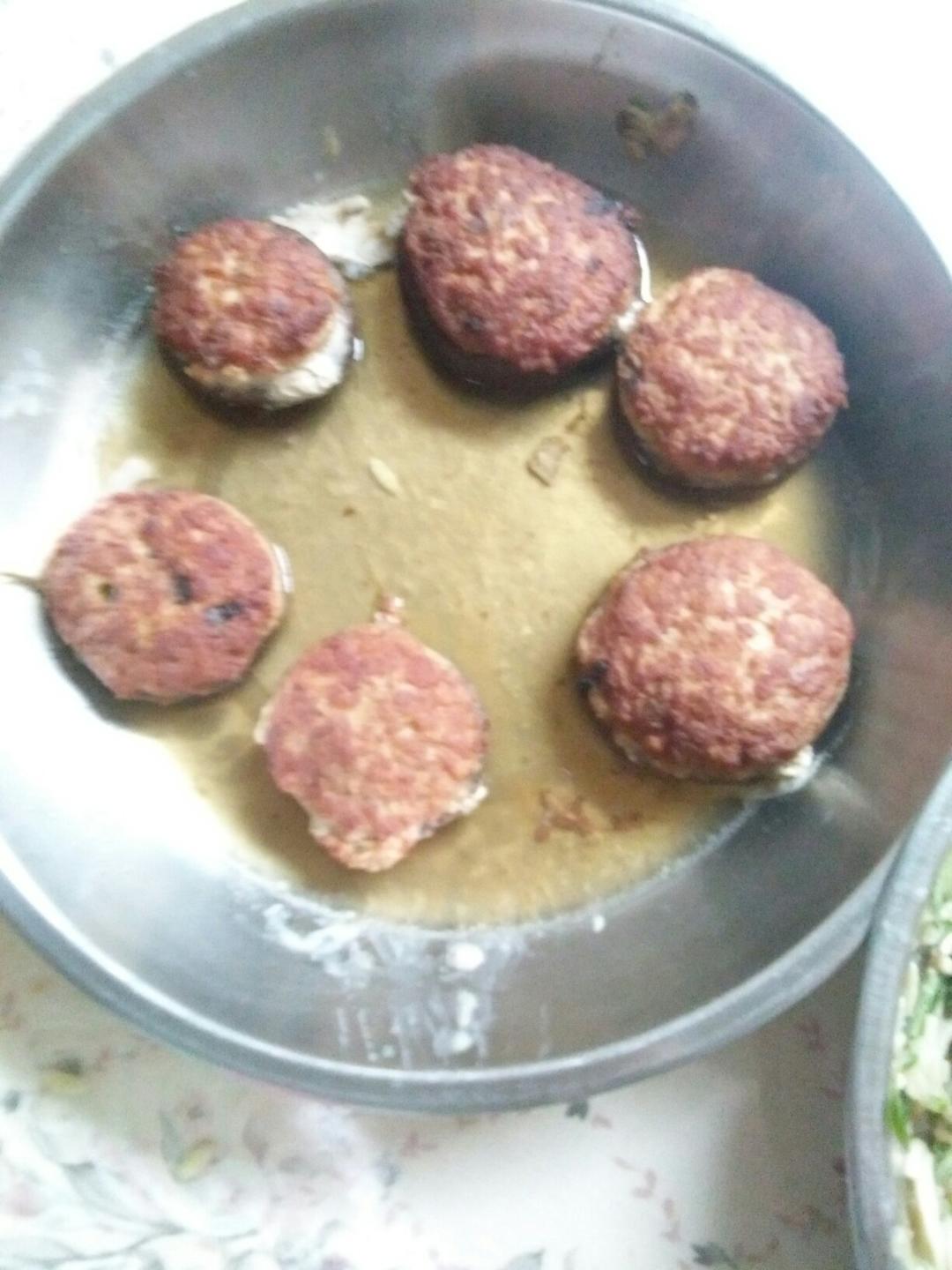 美味的肉酿香菇～～孩子爱吃的下饭菜