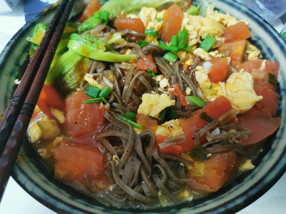 恨不得抱着锅舔的番茄鸡蛋面
