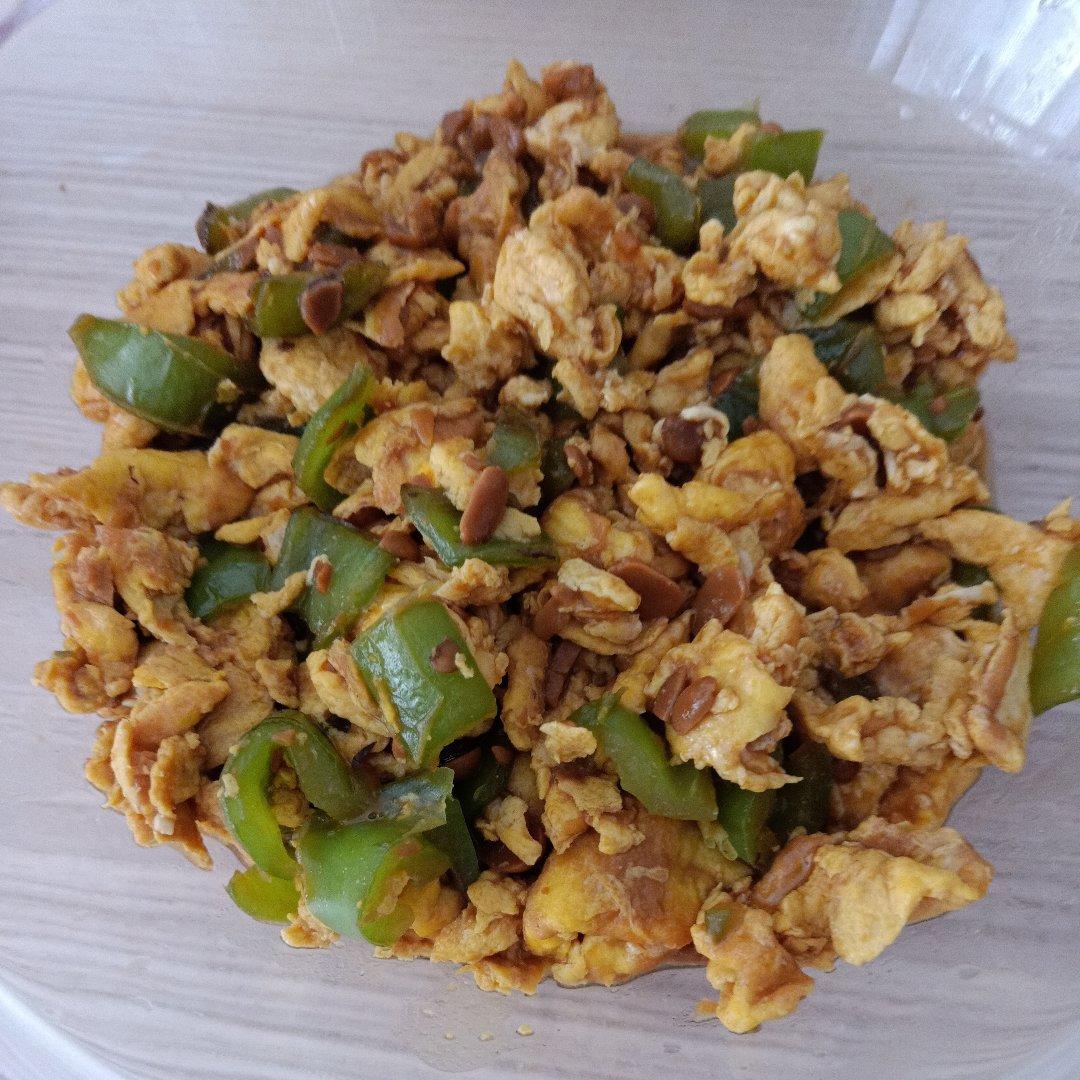 东北青椒鸡蛋酱