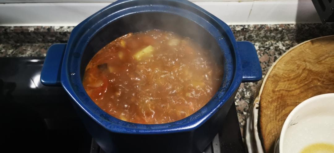 番茄土豆炖牛腩