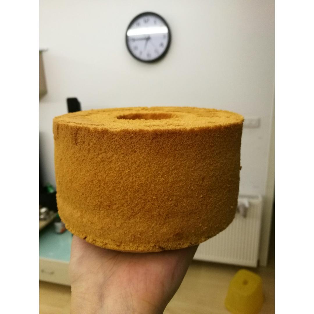 戚风蛋糕脱模（手脱）