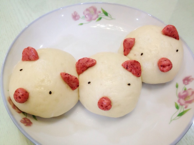 可爱的小猪豆沙包