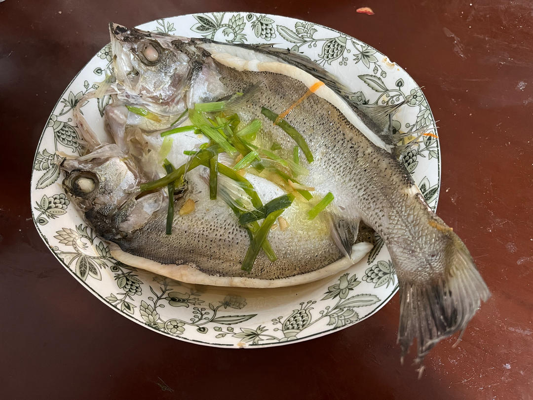 清蒸开背鲈鱼