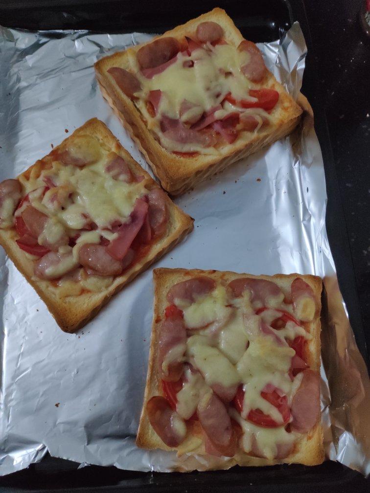 超好吃面包披萨🍕