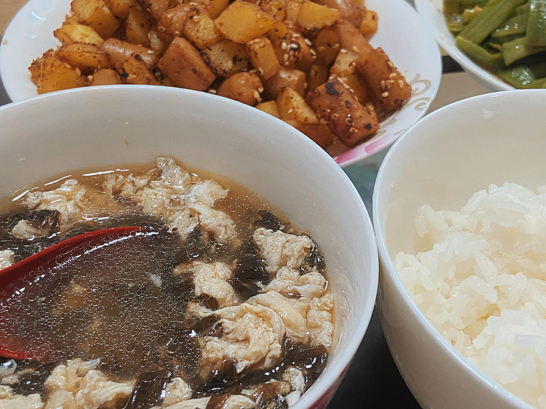 孜然火腿土豆丁