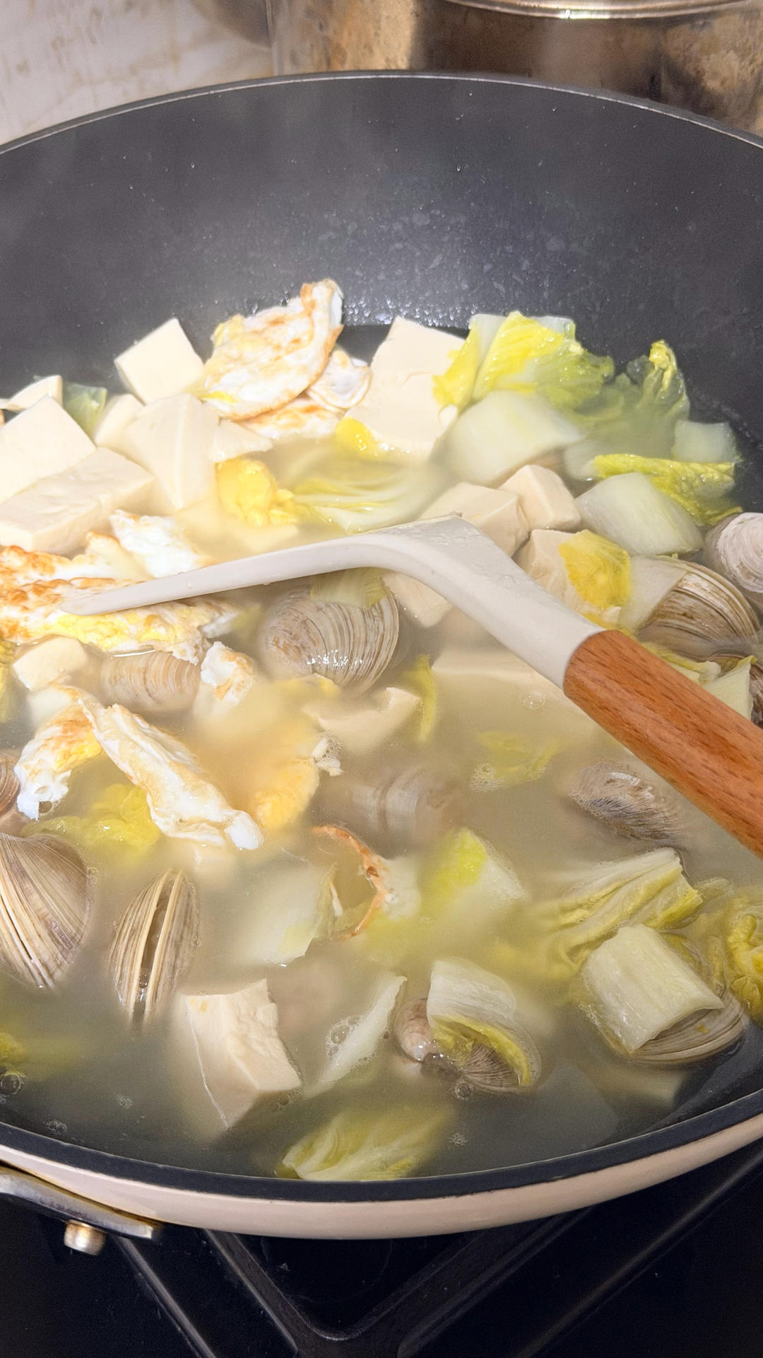 清热奶白豆腐汤！真的鲜！