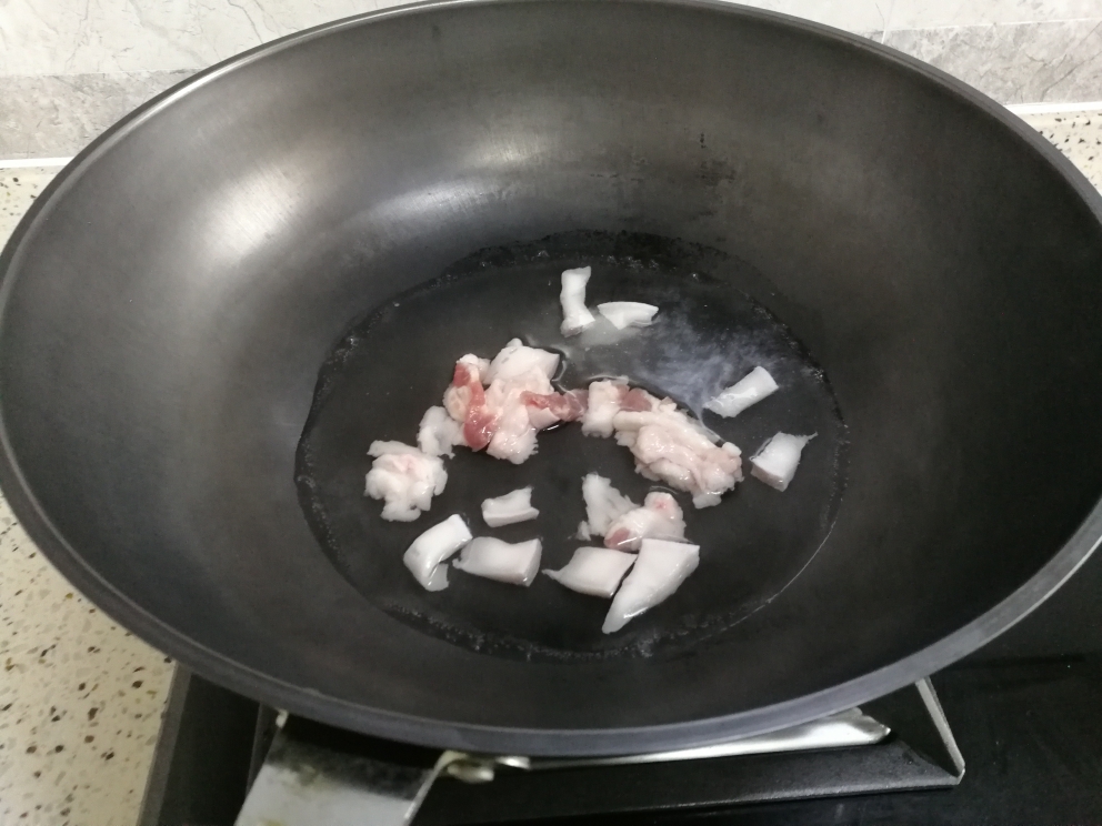 超简单的鸡枞菌汤的做法 步骤3